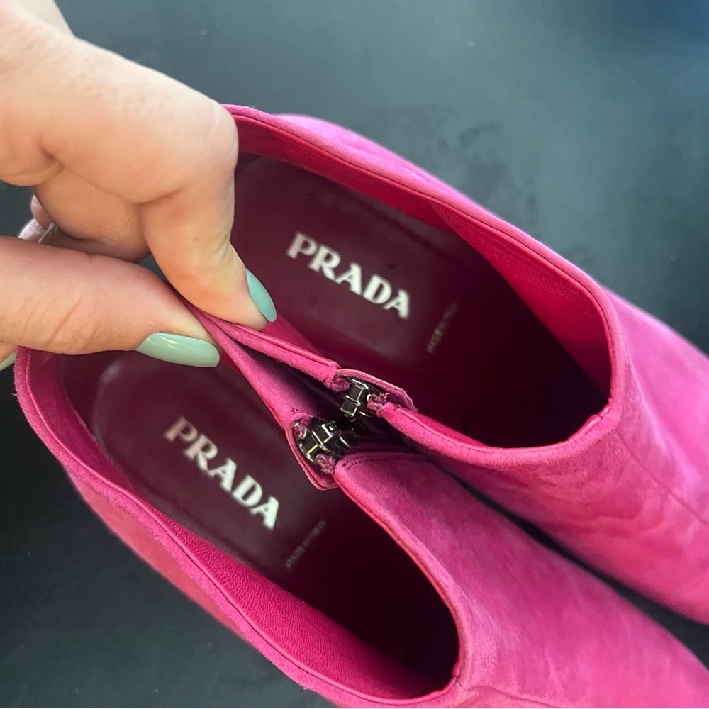 Prada Suede Pink pointed square toe kitten heel bootie SZ 38/ 8 - Picture 10 of 10